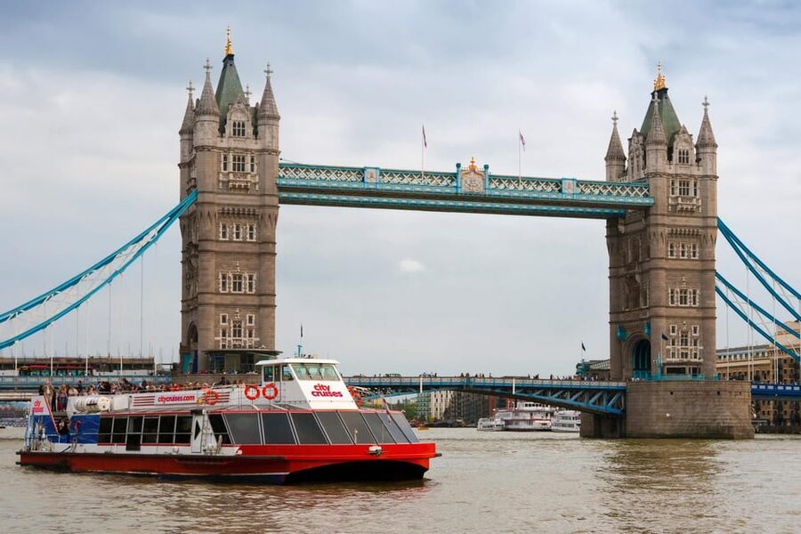 London: Big Bus Hop-on, Hop-off with Optional River Cruise - Choosing Red, Blue, and Green routes without getting lost