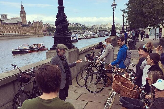 London Bike Tour: Landmarks, Secret Gems, Pub Stop & Street Art - Why this London bike route hits the right mix in 3.5 hours