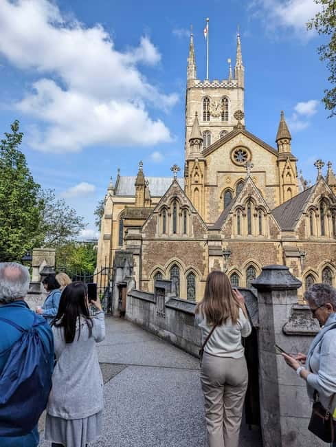 London: Borough Market Food Tour with Local Guide - Leadenhall Market: The Victorian Arcade Stop Harry Potter Fans Will Recognize