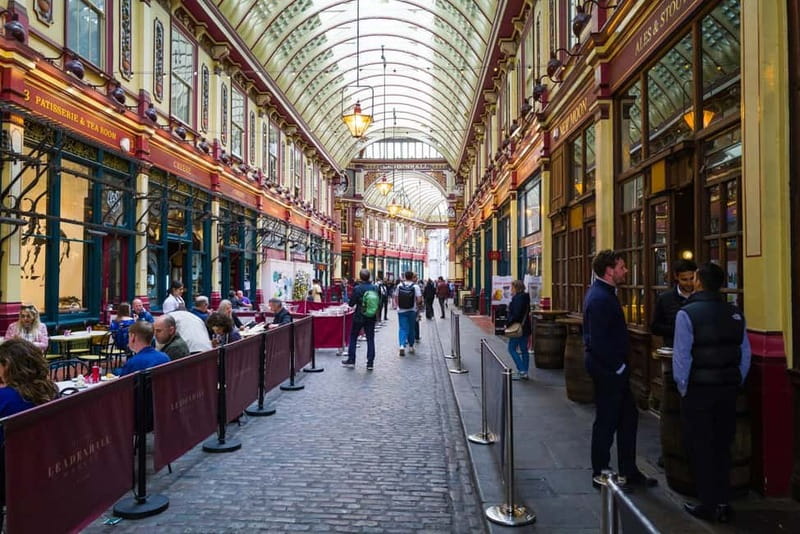 London: Borough Market Food Tour with Local Guide - The Finish at Baby Bacchus: Wine Pairings and a Proper London Send-Off