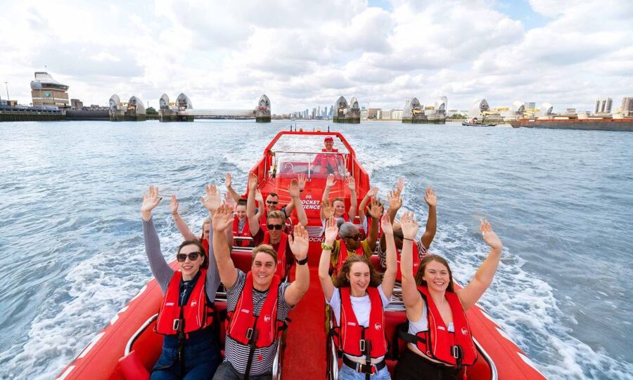 London: Break the Barrier Speed Boat Ride - First All-Speed Thames Running, and What That Means for You