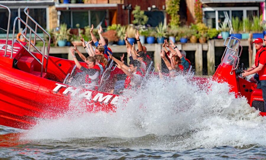 London: Break the Barrier Speed Boat Ride - The Route at Speed: From Shakespeare’s Globe to London Bridge