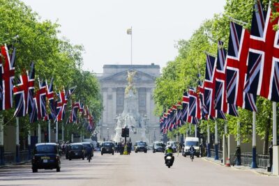 Buckingham Palace & Big Ben (& Westminster Abbey entry)