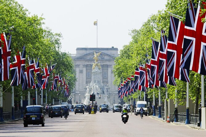 London: Buckingham Palace & Big Ben (& Westminster Abbey entry) - Price and Value: What the Ticket Price Really Covers