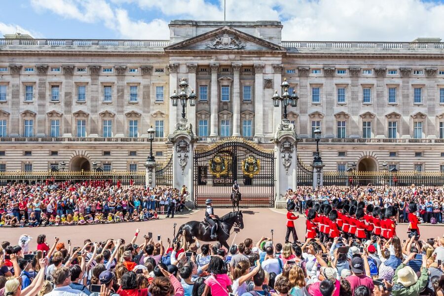 London: Buckingham Palace Entry & Changing of the Guard Tour - Timing and Real-Life Flow for a 2.5-Hour Tour