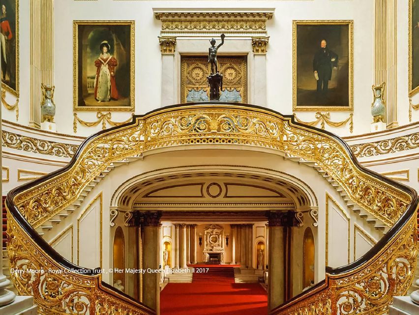 London: Buckingham Palace Entry & Changing of the Guard Tour - Who Should Book This Tour, and Who Might Feel Cramped