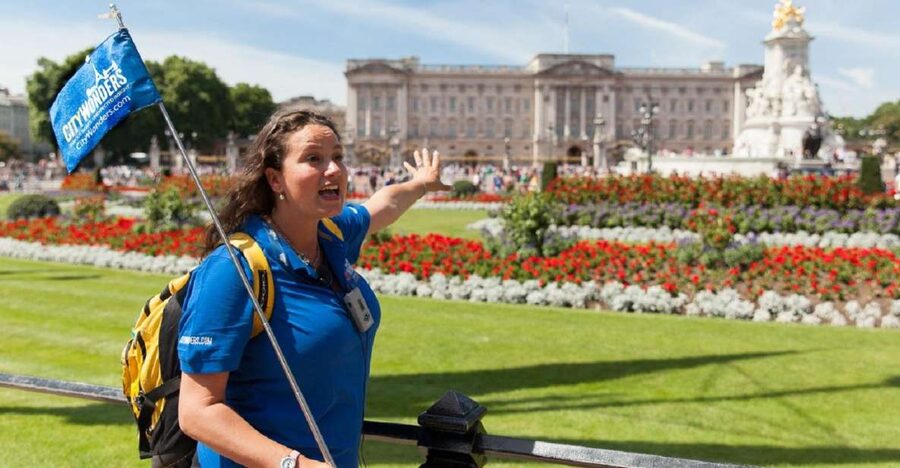 London: Buckingham Palace Entry Ticket & Royal Walking Tour - Key points before you go