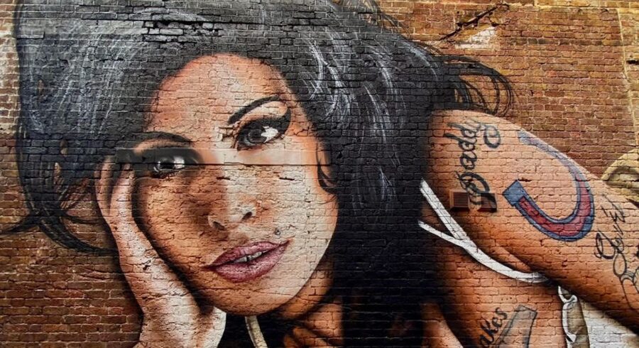 London: Camden Walking Tour - Camden Lock and Market: where you shift from stories to eating and browsing