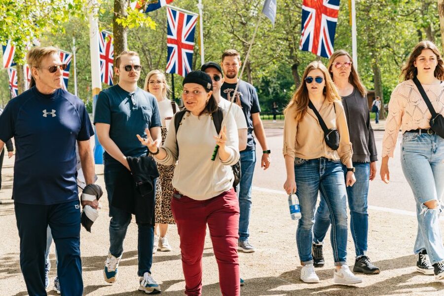 London: Changing of the Guard Tour by Buckingham Palace - Weather, cancellations, and what you still get if plans shift