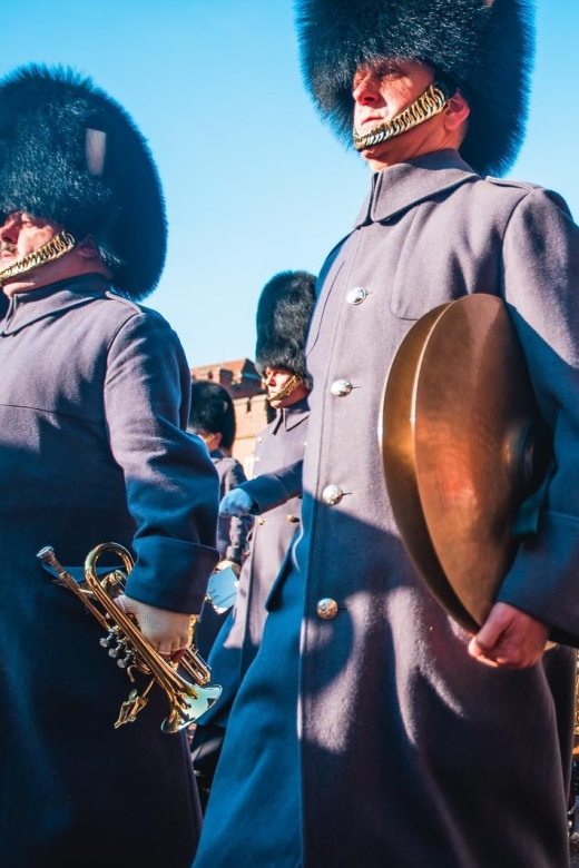 London: Changing of the Guard & Westminster Abbey - Key highlights worth your time
