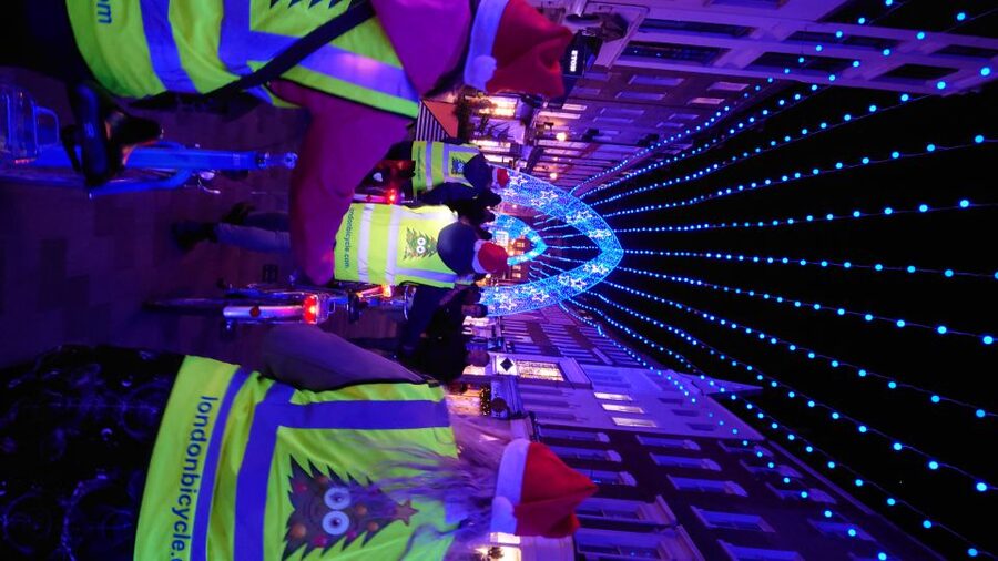 London Christmas Lights Bike Tour - The 3-Hour Ride Plan, from Lights-On Moments to Photo Stops