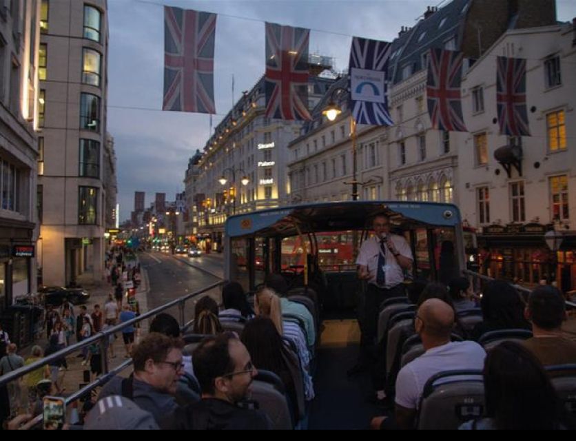 London: Christmas Lights Nighttime Bus Tour with Live Guide - Piccadilly Circus and the West End Glow You Can See Without the Crowds