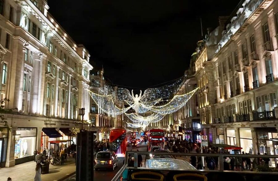 London Christmas Lights Open-Top Bus Tour. 2025 Early Bird - Price and Timing: One Hour of Christmas Sights for $26.94