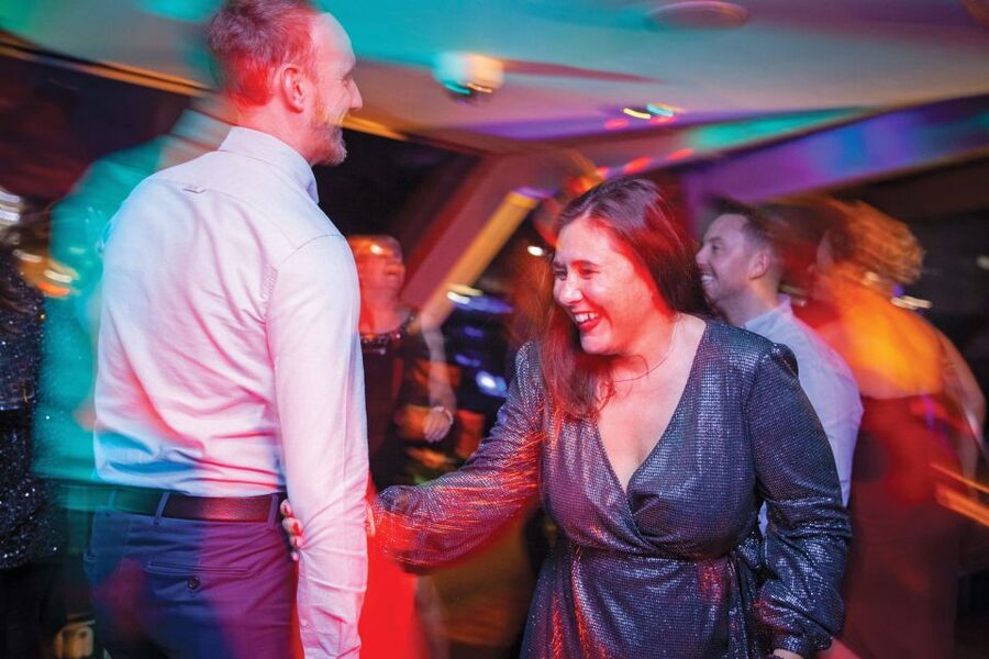 London: Christmas Party Dinner Cruise - Price and Value: Is $129 Fair for This 4-Hour Package?