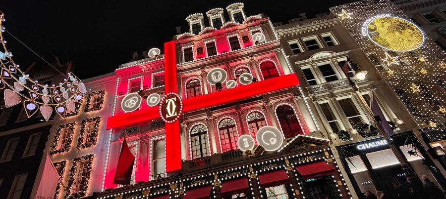 London Christmas Sparkle Walking Tour Small Group - Regent Street and the Angels: Shopping Streets That Turn Into a Holiday Set