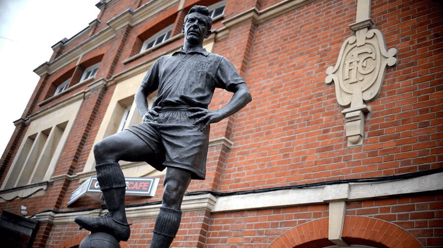 London: Craven Cottage Guided Tour at Fulham Football Club - The story the guide tells: Olympics, England matches, and 2011