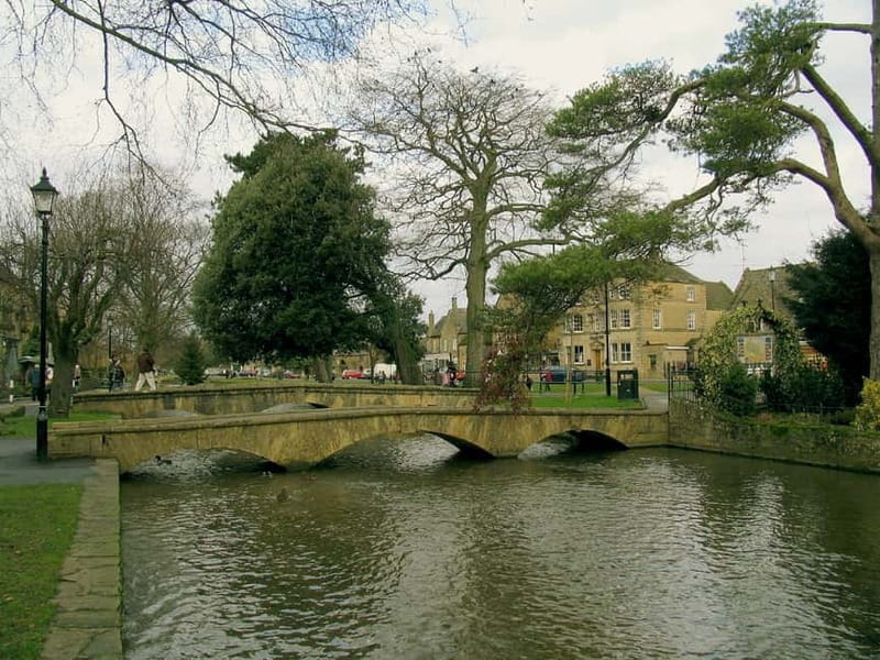 London: Cream Tea at Blenheim Palace & the Cotswolds Tour - Key highlights to look for
