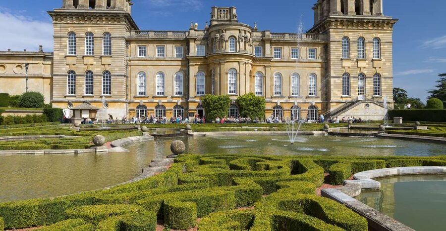 London: Cream Tea at Blenheim Palace & the Cotswolds Tour - Food planning: what’s included and what you should bring