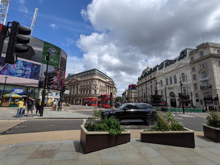 London: Custom Private Tour by Car - Parks and Central London Icons: Green Park, Trafalgar Square, and Piccadilly