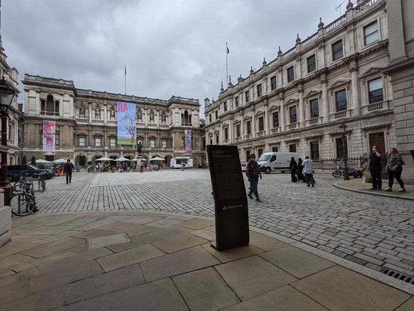 London: Custom Private Tour by Car - Museums and Shopping Bands: British Museum and Regent Street