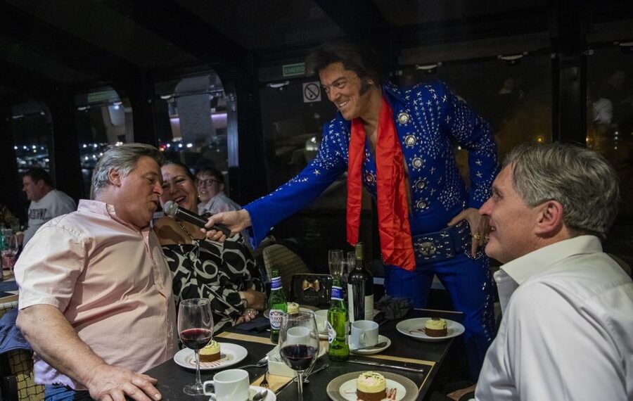 London: Dinner Cruise with Elvis Tribute on the Thames River - Who should book this and who should skip it