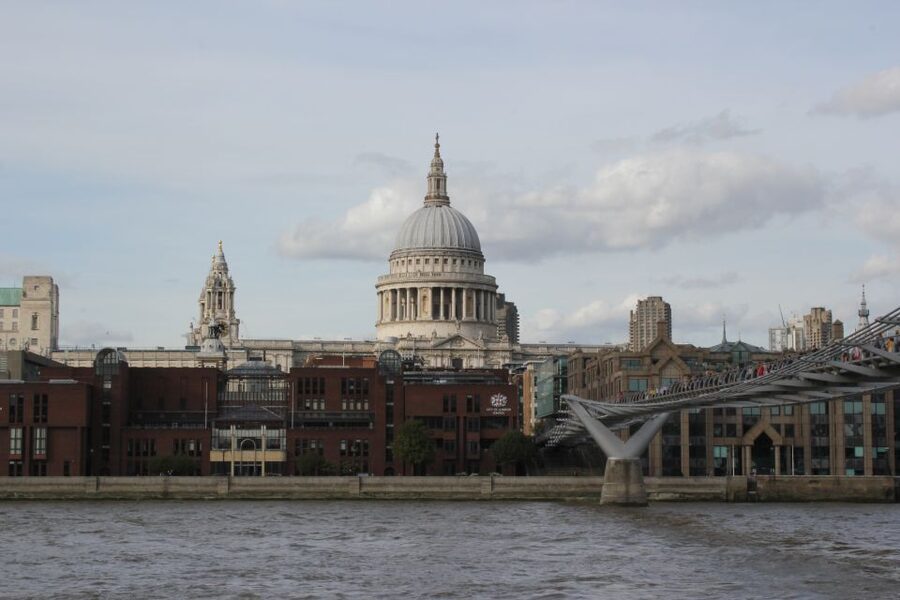 London: Doctor Who Guided Walking Tour - Who should book this Doctor Who London tour