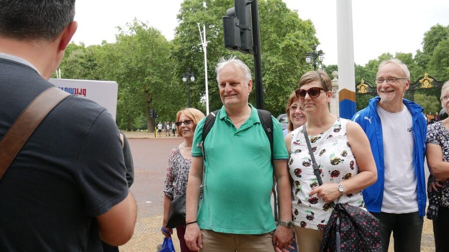 London: Downton Abbey Guided Walking Tour - Starting at Temple Underground: getting your bearings fast