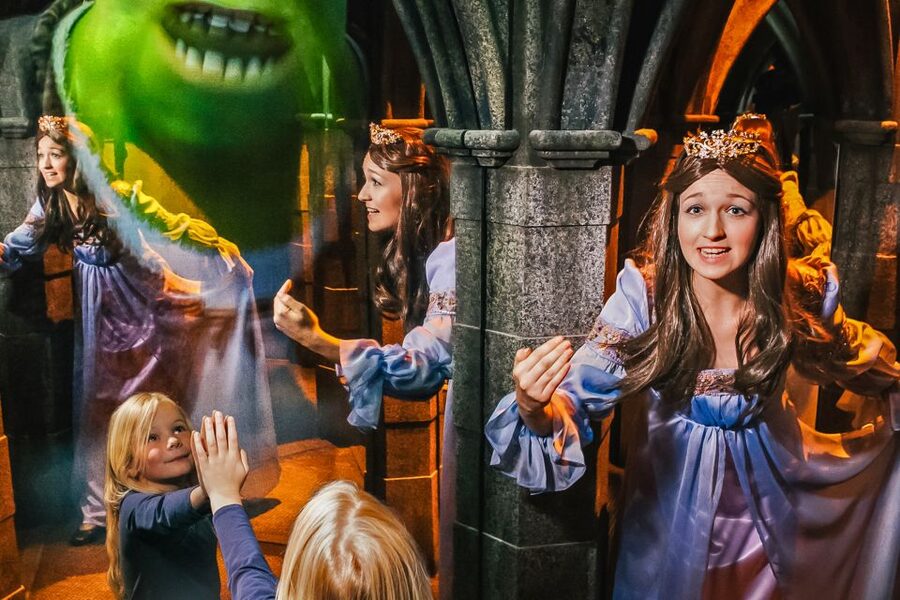 London: DreamWorks Shrek's Adventure Tour - A Tour That Feels Like You’re Acting, Not Watching