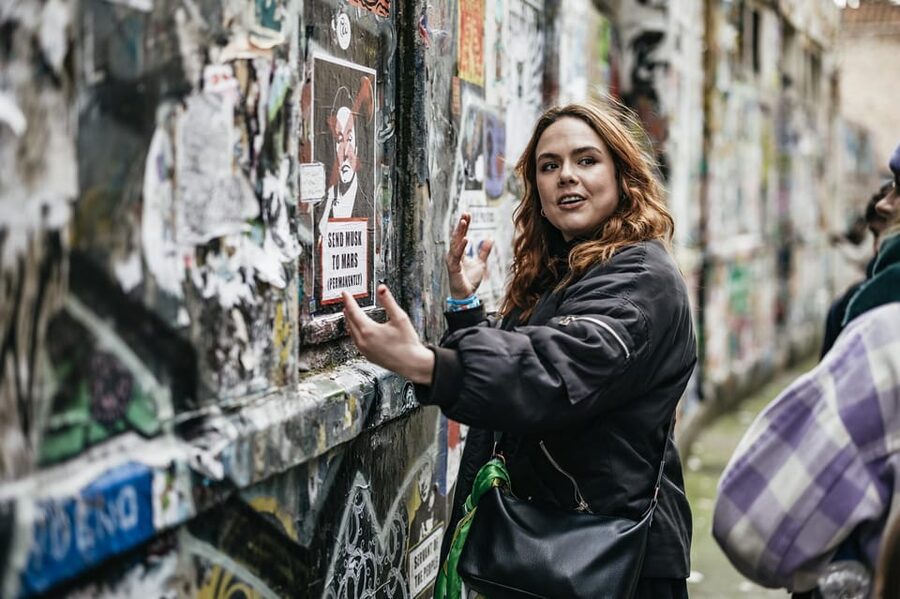 London: East End Street Art Tour and Spray Painting Workshop - How much value $50 per person really gives you