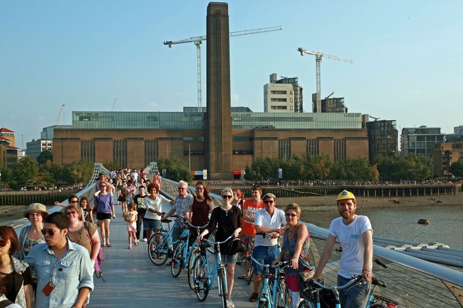 London: East London Town 3.5-Hour Bike Tour - Getting started at 74 Kennington Road, and why the ride feels easy