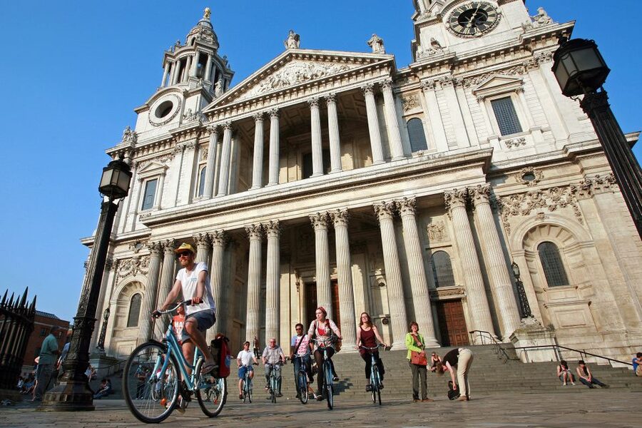 London: East London Town 3.5-Hour Bike Tour - Cable Street and the East End’s multicultural street scene