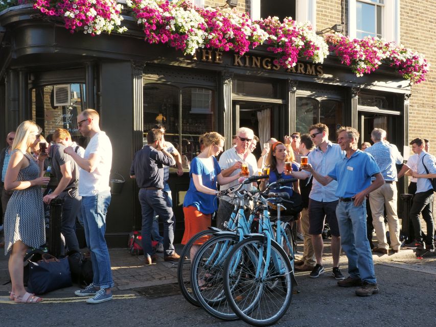 London: East London Town 3.5-Hour Bike Tour - Royal Exchange to St Paul’s: Wren’s cathedral and the City’s tiny churches