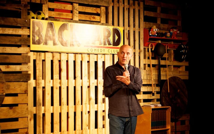 London: Friday Night at The Backyard Comedy Club - When to arrive: the timing that keeps your night smooth