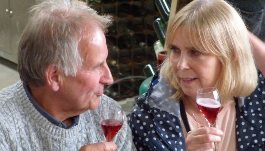 London: Full-Day English Wine Tour with Lunch - The 1 PM Lunch at a Gastro-English Pub, With One Glass Included