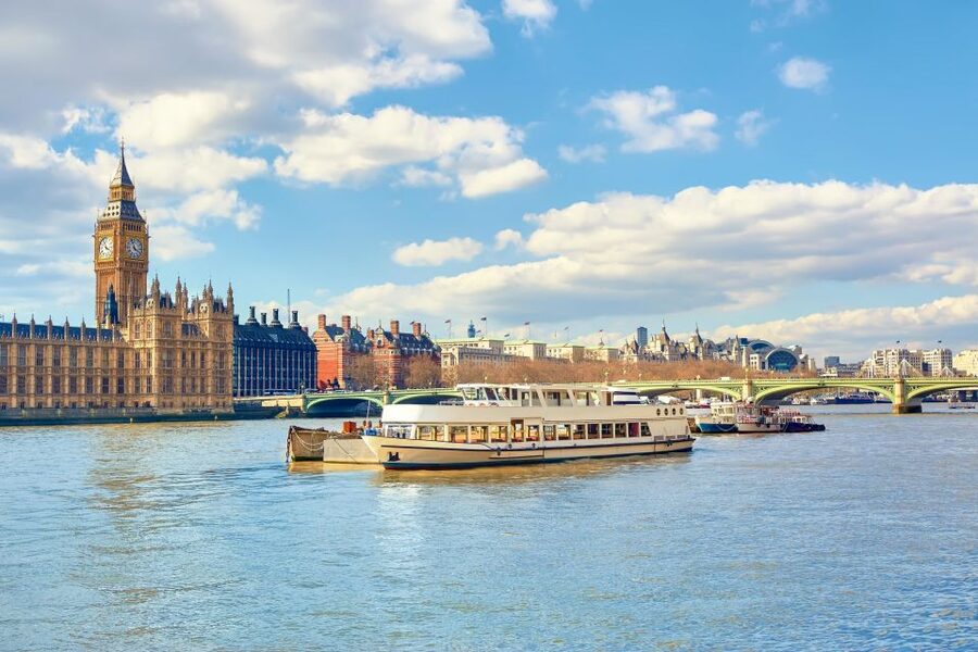 London: Full-Day London Bus Tour - Panoramic Coach Tour: Get Your Bearings Fast