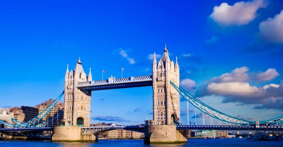 London Full-Day Tour by Black Cab - Why a Black Cab Day Feels Like London at Street Level