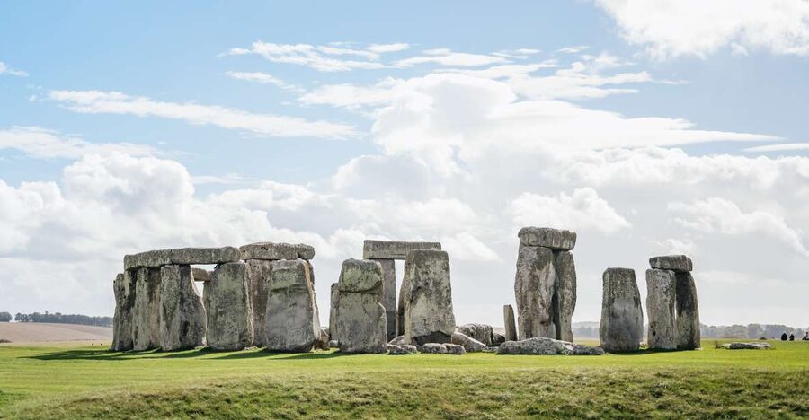 London: Full-Day Windsor, Stonehenge, and Oxford Tour - Windsor Castle, Stonehenge, and Oxford: what this day trip really is