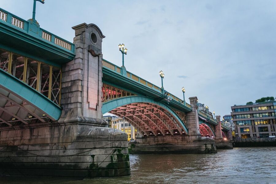 London: Ghost Walk and River Thames Boat Ride - Tower of London illuminated: the final scare has real atmosphere