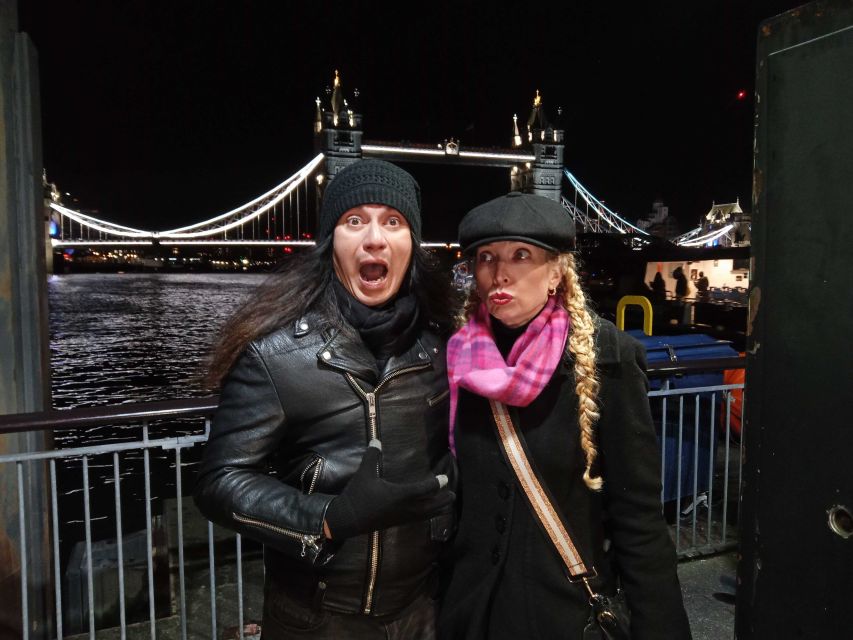 London: Ghost Walk and River Thames Boat Ride - Ghost stories with humor and history, led by real storytellers