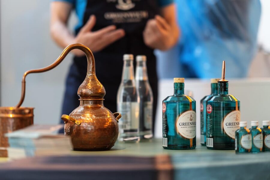 London: Gin Tasting & Masterclass - How the 1-hour session flows, without feeling rushed