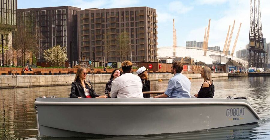 London: GoBoat Rental in Canary Wharf with London Docklands - Canary Wharf to Bellmouth Passage: What makes this a different kind of London day
