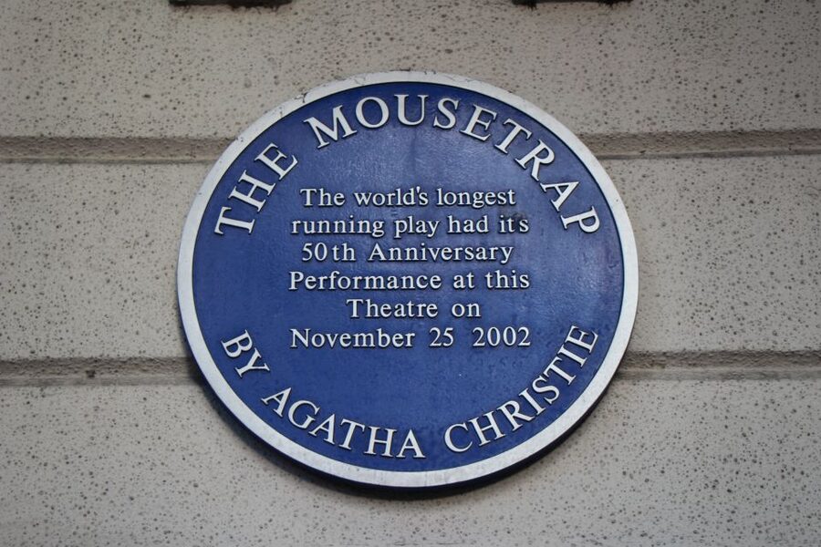 London: Guided Agatha Christie Walking Tour - Themed neighborhoods: Mayfair, Chinatown, Theatreland, and Bloomsbury