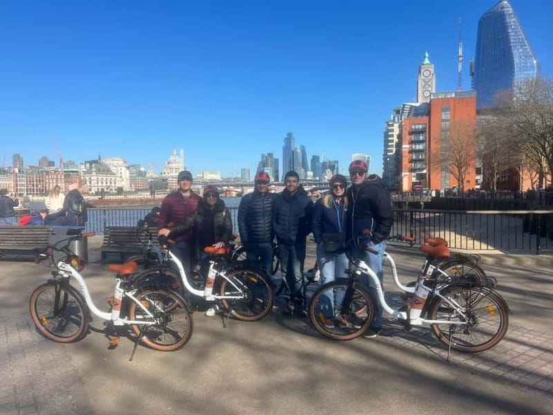 London: Guided E-bike Tour - Meeting at Regus London Blackfriars, then rolling fast toward Trafalgar Square