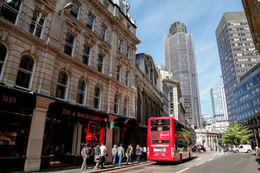 London: Guided Harry Potter Tour - Millennium Bridge and the Knight Bus squeeze moment