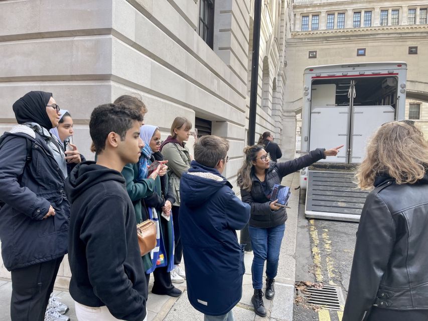 London: Guided Harry Potter Tour - The short Tube hop, Zone 1 rules, and how to avoid end-of-tour stress