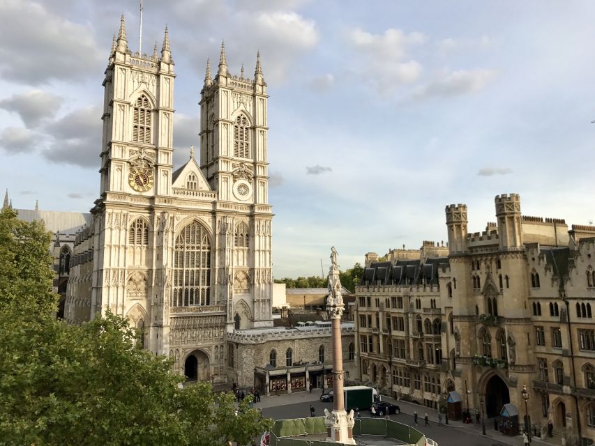 London: Guided Tour of Houses of Parliament & Westminster - Headsets and guide quality: why this tour feels worth it