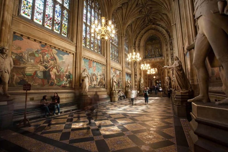 London: Guided Tour of Houses of Parliament & Westminster - Meeting at Viscount Palmerston and getting oriented fast