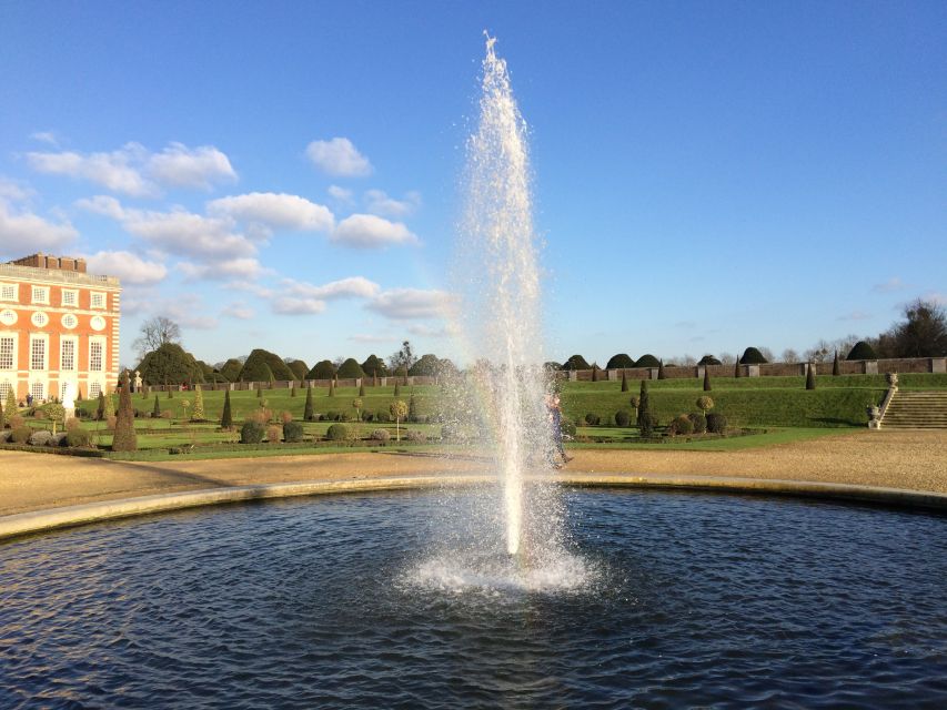 London: Hampton Court Private Guided Tour - Henry VIII’s State Apartments: Power in the Details