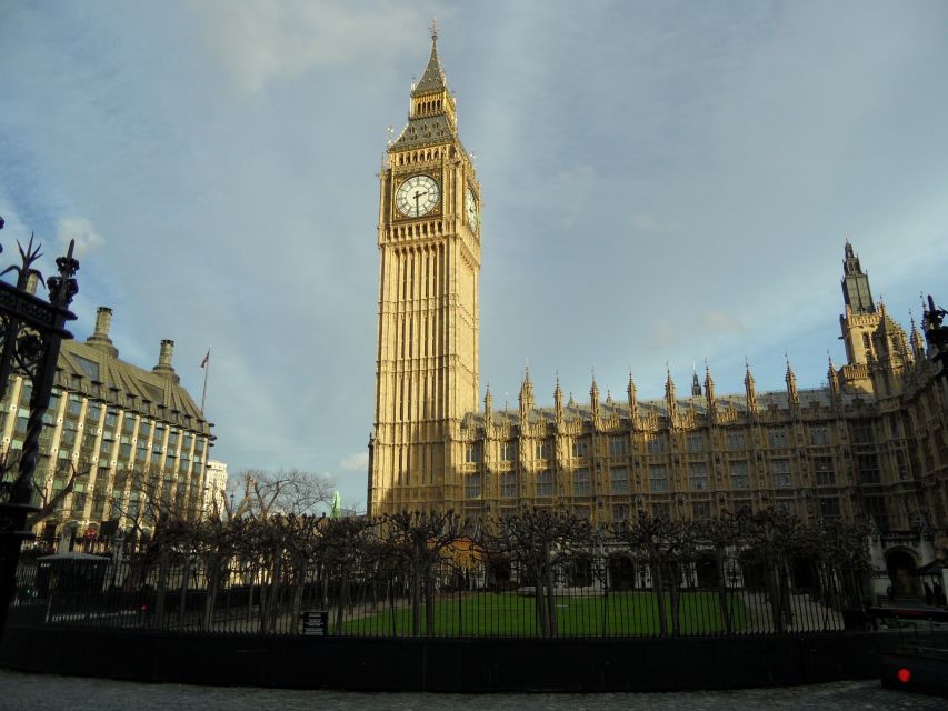 London: Harry Potter 3-Hour Private Walking Tour - A 3-hour Harry Potter route that actually uses London streets