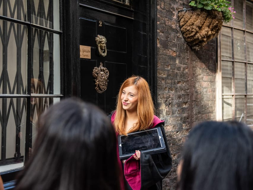 London: Harry Potter Sights and Shrek's Adventure Combo Tour - The Wizard Walk: How the Guide Turns Streets Into Movie Scenes